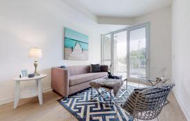 6 dormitorio piso en North York, Canadá. C$827 000
