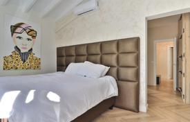 5 dormitorio chalet 407 m² en Moraira, España. 1 275 000 €