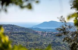 8 dormitorio villa en Chateauneuf-Grasse, Francia. 970 000 €