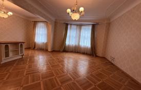 5 dormitorio piso 106 m² en Central District, Letonia. 325 000 €