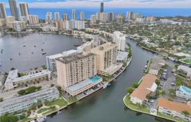 Condominio – Hallandale Beach, Florida, Estados Unidos. $649 000