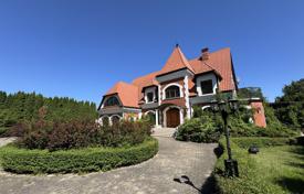 7 dormitorio casa de pueblo en Kurzeme District, Letonia. 1 000 000 €
