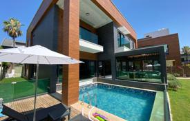 8 dormitorio villa 450 m² en Antalya (city), Turquía. 83 292 000 TRY