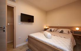 2 dormitorio piso 76 m² en Trogir, Croacia. 260 000 €