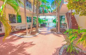 1-dormitorio apartamentos en condominio 59 m² en Miami Beach, Estados Unidos. $275 000