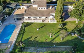 6 dormitorio villa en Mougins, Francia. 1 090 000 €