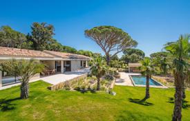 6 dormitorio villa en Ramatyuel, Francia. Price on request