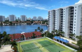 Condominio – Yacht Club Drive, Aventura, Florida,  Estados Unidos. $525 000