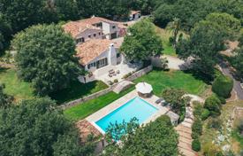 9 dormitorio villa en Le Rouret, Francia. 2 450 000 €