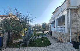 3 dormitorio piso 83 m² en Malinska, Croacia. 280 000 €