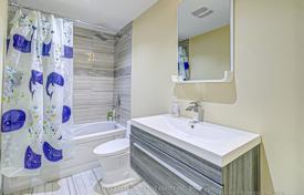 10 dormitorio casa de pueblo en Scarborough, Canadá. C$2 622 000