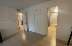 2-dormitorio apartamentos en condominio 140 m² en Miami, Estados Unidos. $375 000