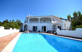 5 dormitorio villa 334 m² en Ciudad de Faro, Portugal. 931 000 €