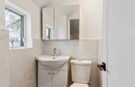 8 dormitorio casa de pueblo en York, Canadá. C$1 781 000