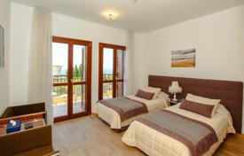3 dormitorio adosado 215 m² en Aphrodite Hills, Chipre. 1 300 000 €
