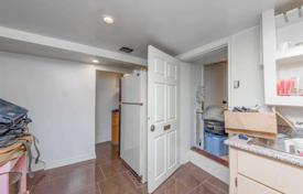 7 dormitorio adosado en York, Canadá. C$1 790 000