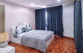 2-dormitorio apartamentos en condominio en Bangkapi, Tailandia. $159 000