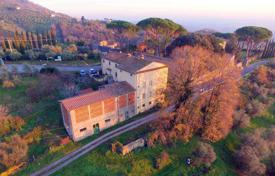 Villa 910 m² en Capannori, Italia. 1 350 000 €