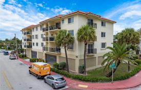 Condominio – Surfside, Florida, Estados Unidos. $579 000