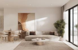 4 dormitorio piso 130 m² en Estepona, España. 480 000 €