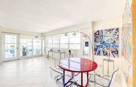 2-dormitorio apartamentos en condominio 167 m² en Fort Lauderdale, Estados Unidos. 724 000 €