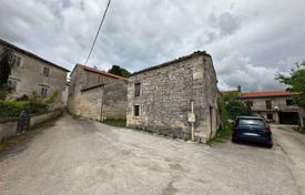 5 dormitorio casa de pueblo 220 m² en Poreč, Croacia. 355 000 €