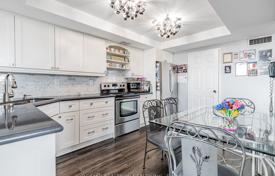 7 dormitorio piso en North York, Canadá. C$1 067 000