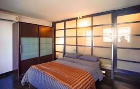 1-dormitorio apartamentos en condominio en Watthana, Tailandia. $107 000