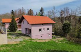 5 dormitorio casa de pueblo 200 m² en Primorje-Gorski Kotar County, Croacia. 200 000 €