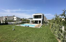 4 dormitorio villa 180 m² en Pefkochori, Grecia. 730 000 €