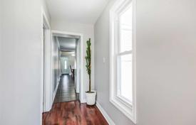 5 dormitorio casa de pueblo en York, Canadá. C$1 358 000