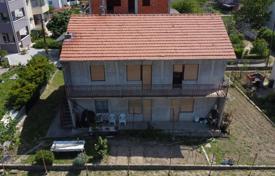 6 dormitorio casa de pueblo 200 m² en Kaštel Lukšić, Croacia. 250 000 €