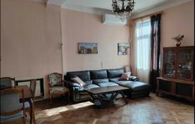2 dormitorio piso 71 m² en Vieja Tiflis, Georgia. $108 000