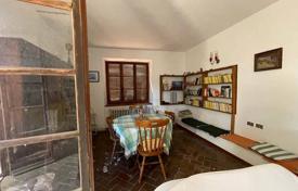 5 dormitorio villa 200 m² en Portoferraio, Italia. 900 000 €
