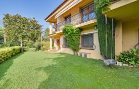 6 dormitorio casa de pueblo 490 m² en Lloret de Mar, España. 1 300 000 €