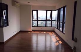 2-dormitorio apartamentos en condominio en Phaya Thai, Tailandia. $294 000