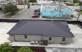 Casa de pueblo – North Miami, Florida, Estados Unidos. $650 000