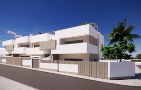 3 dormitorio chalet 93 m² en Pilar de la Horadada, España. 314 000 €