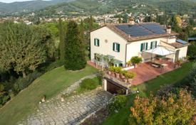 17 dormitorio finca rústica 440 m² en Arezzo, Italia. 1 940 000 €
