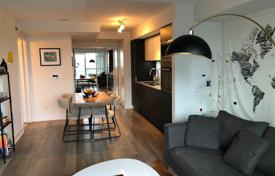 1 dormitorio piso en Richmond Street West, Canadá. C$988 000