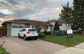 3 dormitorio casa de pueblo en Scarborough, Canadá. C$1 508 000