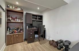 9 dormitorio casa de pueblo en North York, Canadá. C$1 780 000
