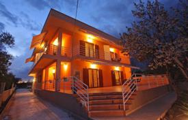 16 dormitorio casa de pueblo 390 m² en Zadar, Croacia. 750 000 €