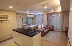 2-dormitorio apartamentos en condominio en Watthana, Tailandia. $375 000