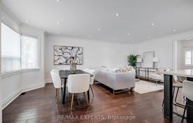 8 dormitorio casa de pueblo en Etobicoke, Canadá. C$1 875 000