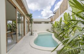 2 dormitorio villa 111 m² en Tumbak Bayuh, Indonesia. $285 000