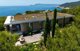 8 dormitorio villa en Saint-Cyr-sur-Mer, Francia. 5 400 000 €