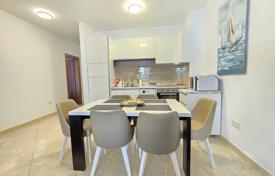 3 dormitorio piso 93 m² en Bečići, Montenegro. 290 000 €