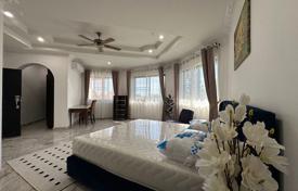 5 dormitorio villa 565 m² en Pattaya, Tailandia. $656 000