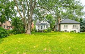 7 dormitorio casa de pueblo en Etobicoke, Canadá. C$1 416 000